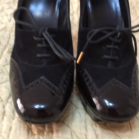 Gucci patent leather/suede booties. - Picture 4 of 8